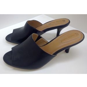 Corso Como black leather 2" heels